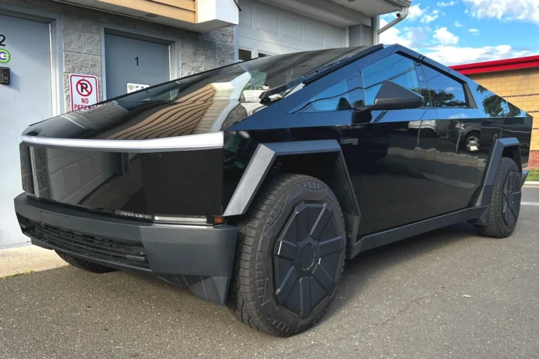 CYBERTRUCK WRAP